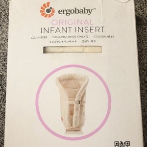 Ergo infant carrier insert
